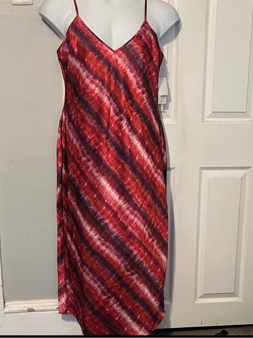 NWT Shoe Dazzle Tie-Dye Maxi Dress
